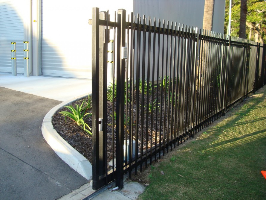 Commercial Sliding Gate Design